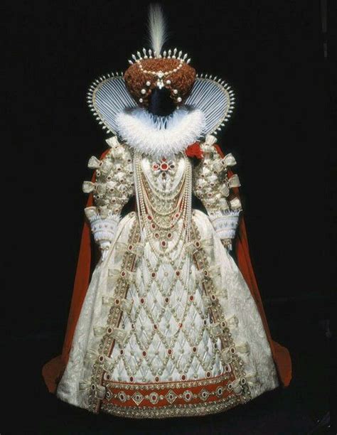 Queen Elizabeth I gown Bob Mackie | Inspiring Ideas ...
