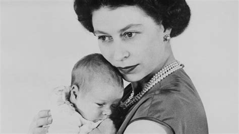 Queen Elizabeth II: A Life in Pictures   ABC News