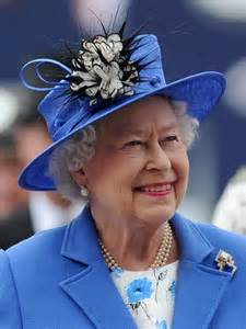 Queen Elizabeth II arrives on Derby Day   ABC News ...