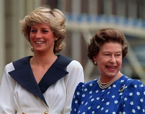 Queen Elizabeth II & daughter in law 1st wife of her son ...
