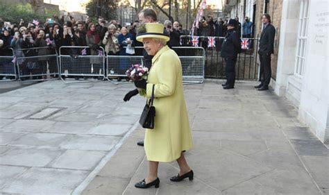 Queen Elizabeth II health update: Latest as Queen remains ...