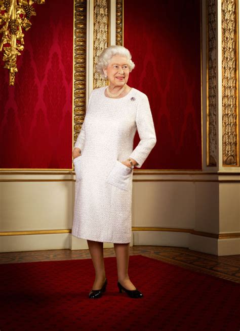 Queen Elizabeth II height, weight, age.