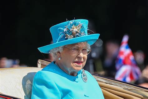 Queen Elizabeth II pulls out of engagement due to ill health