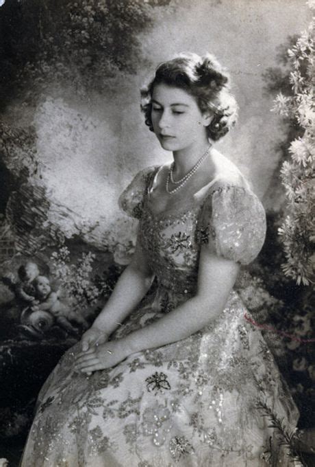 Queen Elizabeth II: the Monarchy’s first fashion icon ...