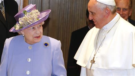 Queen Elizabeth meets Pope Francis for first time   TODAY.com