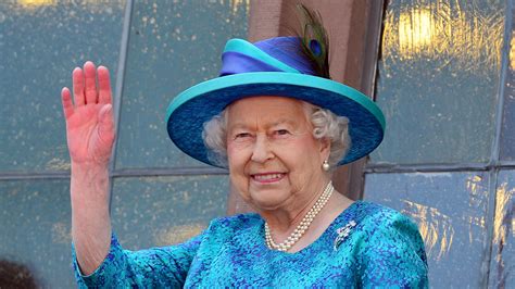 Queen Elizabeth refuses to eat garlic   TODAY.com