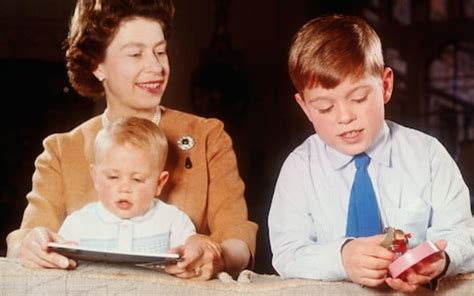 Queen Elizabeth with her two youngest children, Princes ...