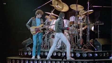 Queen   We Will Rock You Rock 1981 Live Video Full HD ...