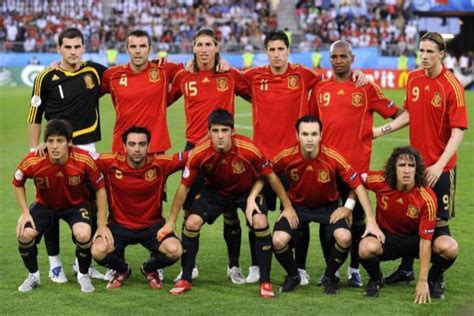 ¿Quiénes quedan de la edad de oro del fútbol español ...