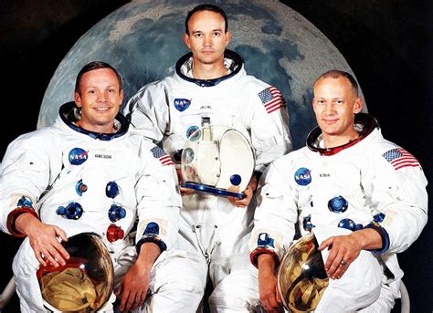Quieren restaurar el traje de Neil Armstrong   Ciencia y Tecnología ...