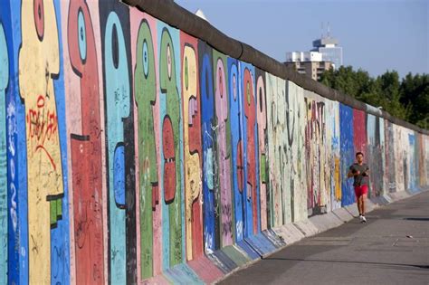 Quieren Trasladar Parte Del Muro De Berlín Por La ...