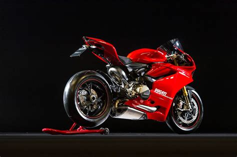Racing Cafè: Ducati 1299 Panigale S by Ducati Performance 2015