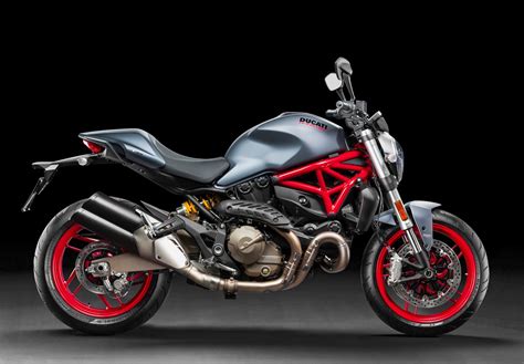 Racing Cafè: Ducati Monster 821 2017