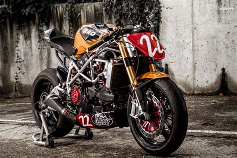 Radical Ducati Matador   Asphalt & Rubber