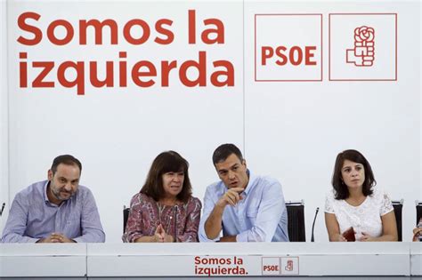 Rajoy es veurà per separat amb Sánchez i Rivera per mostrar unió davant ...