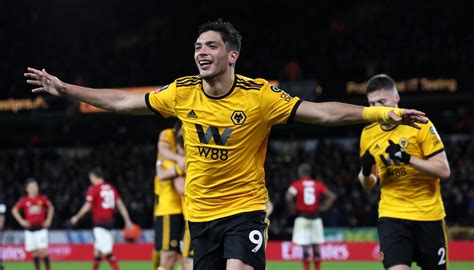 Raul Jimenez: Wolves announce club record signing of ...