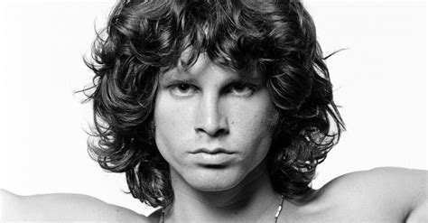 Razones para obsesionarte con Jim Morrison