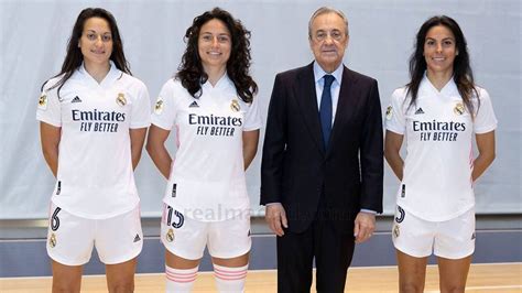 Real Madrid: El Real Madrid femenino se hace la primera foto oficial ...