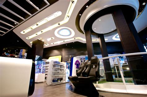 Real Madrid Official Club Store   e architect