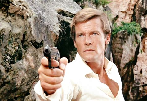 Recordamos los 7 James Bond que encarnó Roger Moore | Fotogalería ...