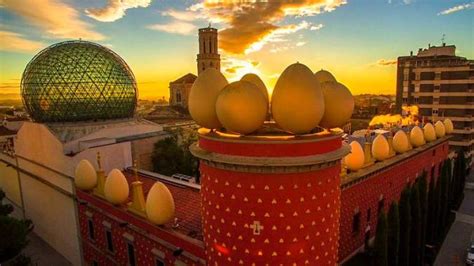 * Recorre el Teatro Museo Dalí desde casa | Blog de Paz ...