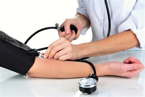 Reducir la presión arterial sistólica podría prevenir cien ...