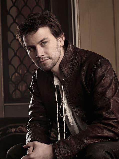 Reign  TV show  Torrance Coombs as Bash | Pelis/Series ...