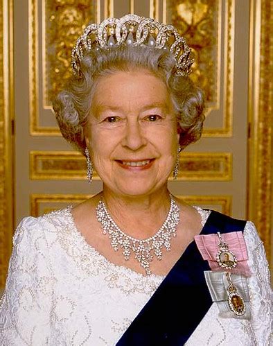Reina Isabel II | La Reina Isabel II no sólo es Jefe de ...