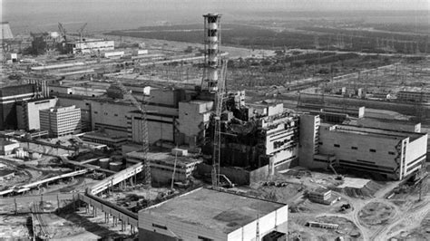 Relato da vencedora do Nobel sobre desastre de Chernobyl chega às ...