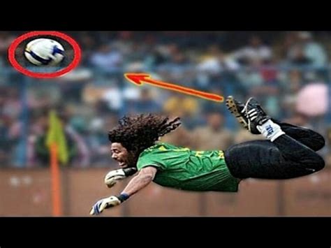 Rene Higuita | Most Craziest Goalkeeper in the world | Top ...