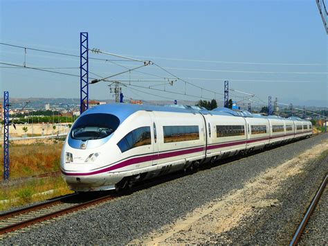 RENFE ofrece trenes AVE especiales para asistir a la Temps ...