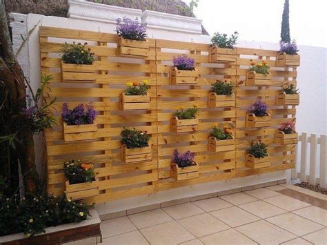 Renueva las paredes de tu patio, con plantas colgantes | Decoración de ...
