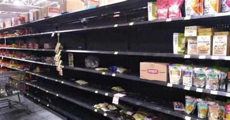 Reportan desabasto en supermercados por compras de pánico en la CDMX ...