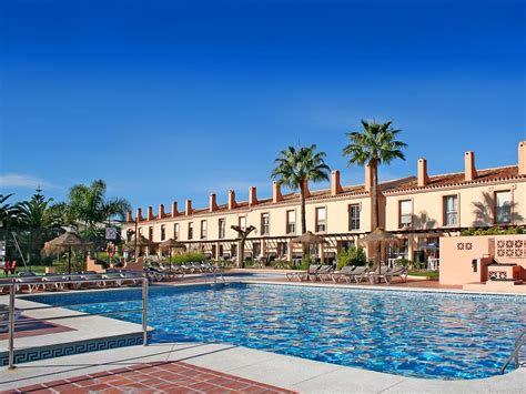 Resort Select Marina Park, Fuengirola, Spain   Booking.com