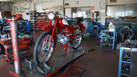 Restauarcion motos antiguas madrid 0004   lamaneta