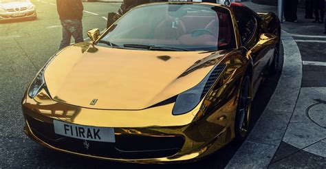 Resultado de imagen para autos de color dorado | Ferrari ...