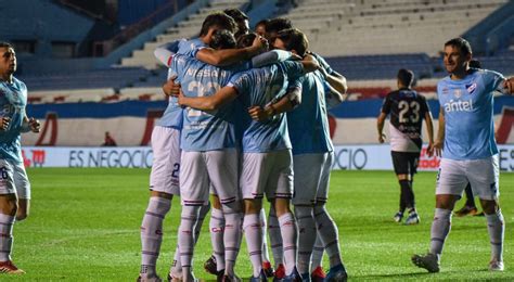 Resultados Nacional vs Danubio HOY: 2 0 marcador final del ...