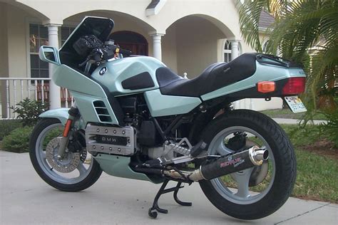 Retro Motorcycle Blog: 1985 BMW K100RS