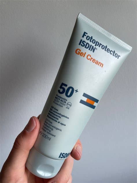 REVIEW: Fotoprotector Gel Cream 50+ – Isdin – Mr. Dé Skincare