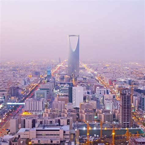 Riad, capital de Arabia Saudita, cuenta con diversas ...