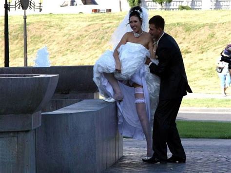 Ridiculous and Funny Wedding Photos  73 pics    Izismile.com