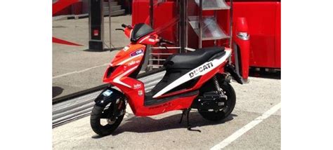 Rieju RS50LC Sport Is the Official MotoGP Ducati Scooter ...