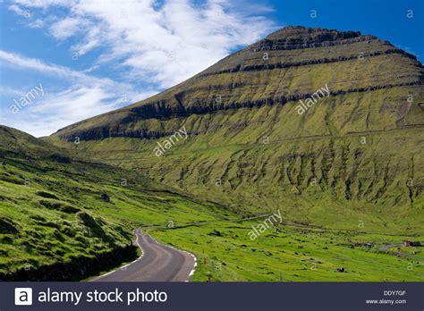Road towards the highest mountain in the Faroe Islands ...