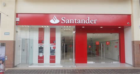 Roban con violencia sucursal de Santander en Metepec; es ...