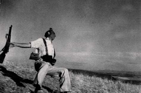 Robert Capa   Wikipedia | RallyPoint