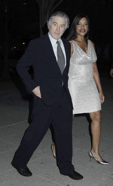 Robert De Niro e la moglie al party   Foto, scene ...
