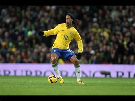 Ronaldinho Skills | Goals | Tricks   Роналдиньо финты ...