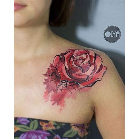 Rose Tattoo on Shoulder | Tatuajes para hombres, Tatuajes al azar y ...