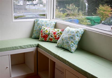 rouge & whimsy: diy banquette seat with Ikea Expedit
