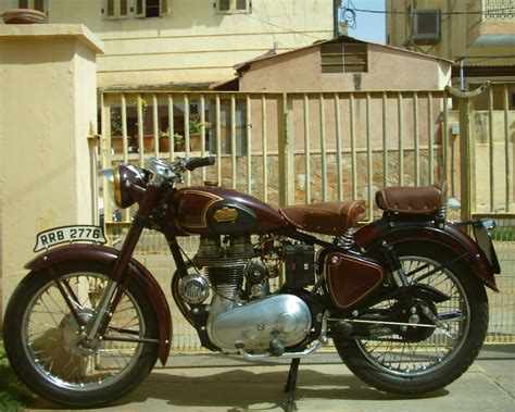 Royal Enfield Classic Motorcycles | Classic Motorbikes